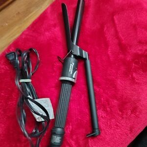 Babyliss pro curling iron